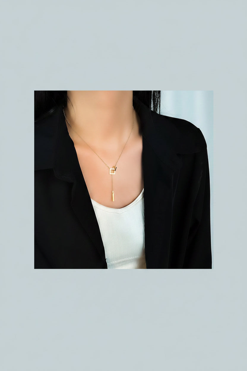 Ring Buckle Necklace