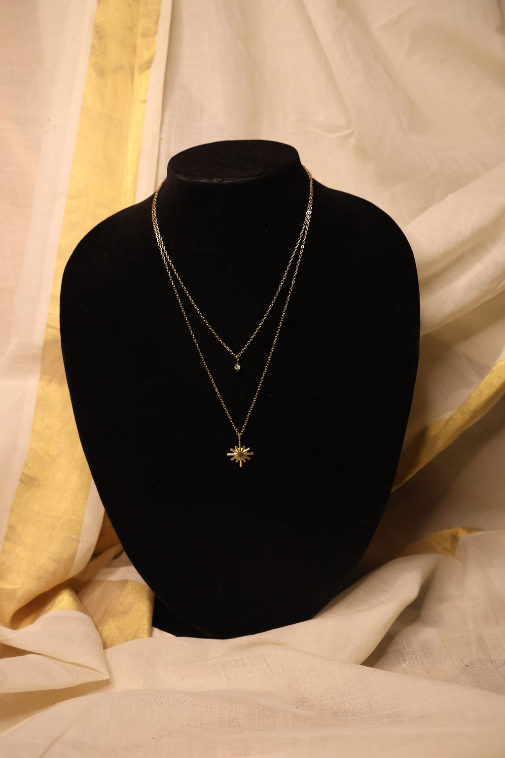 Double Layered Shiny Necklace