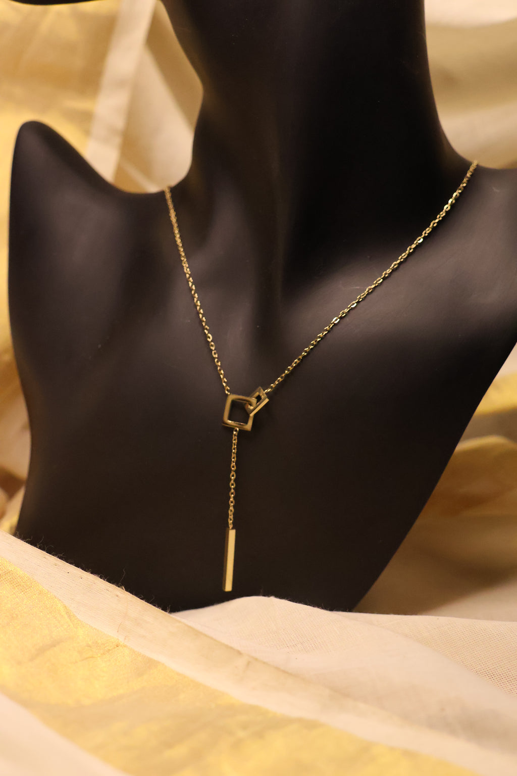 Ring Buckle Necklace