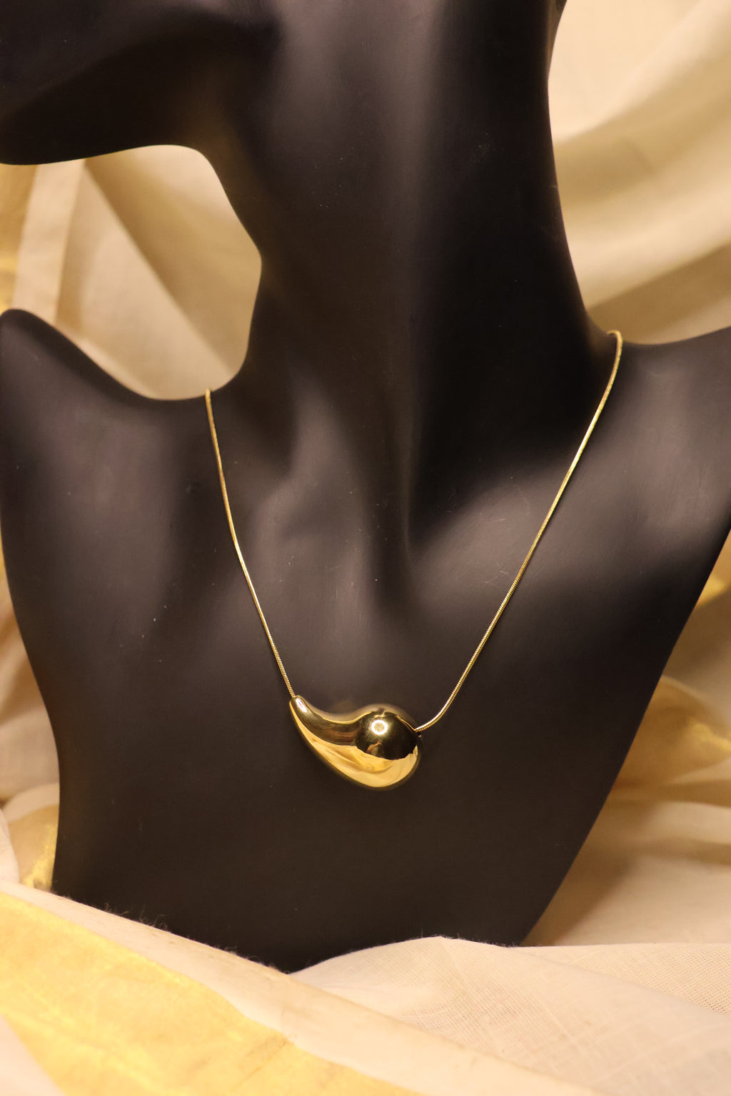 Water Droplet Pendant Necklace
