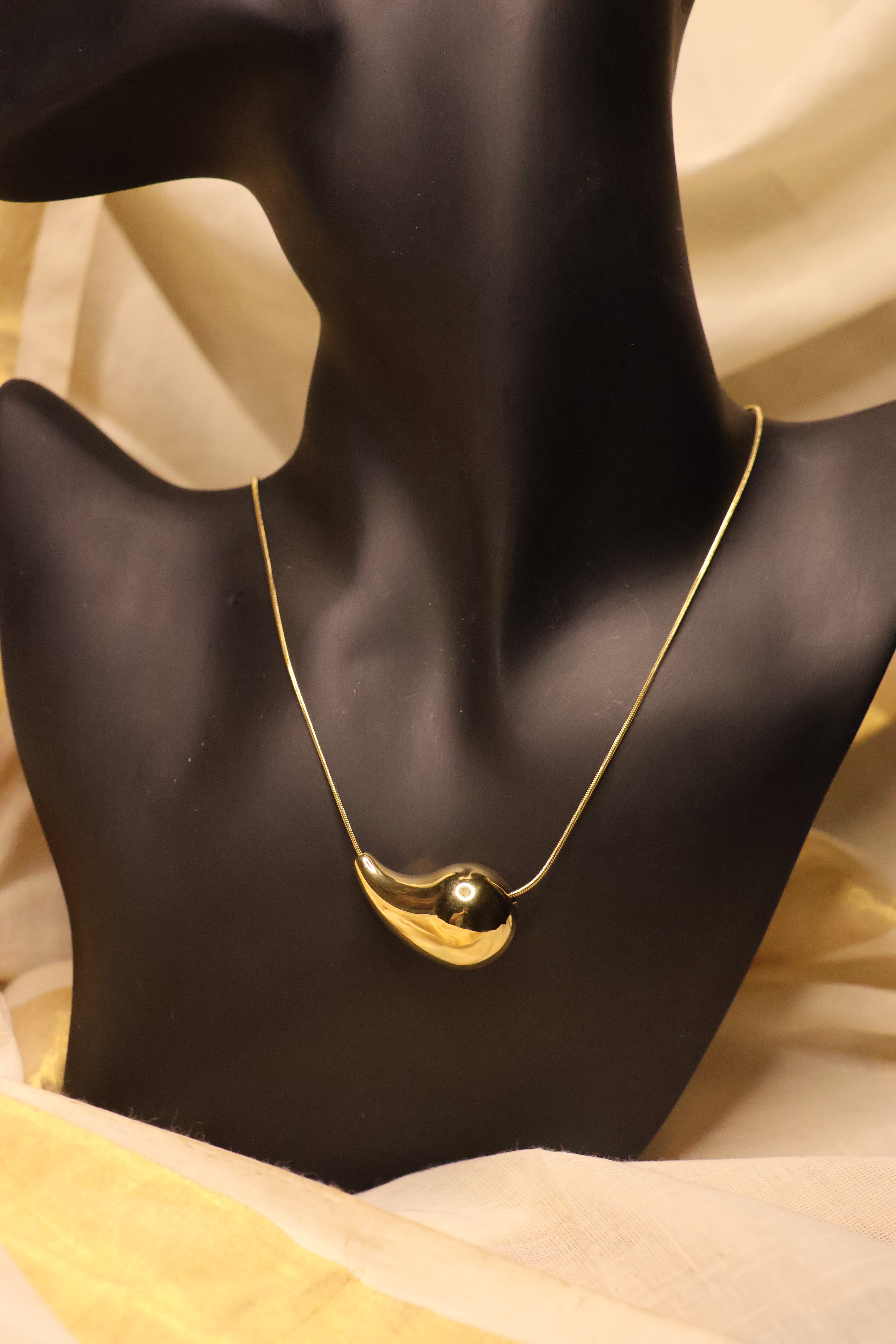 Water Droplet Pendant Necklace