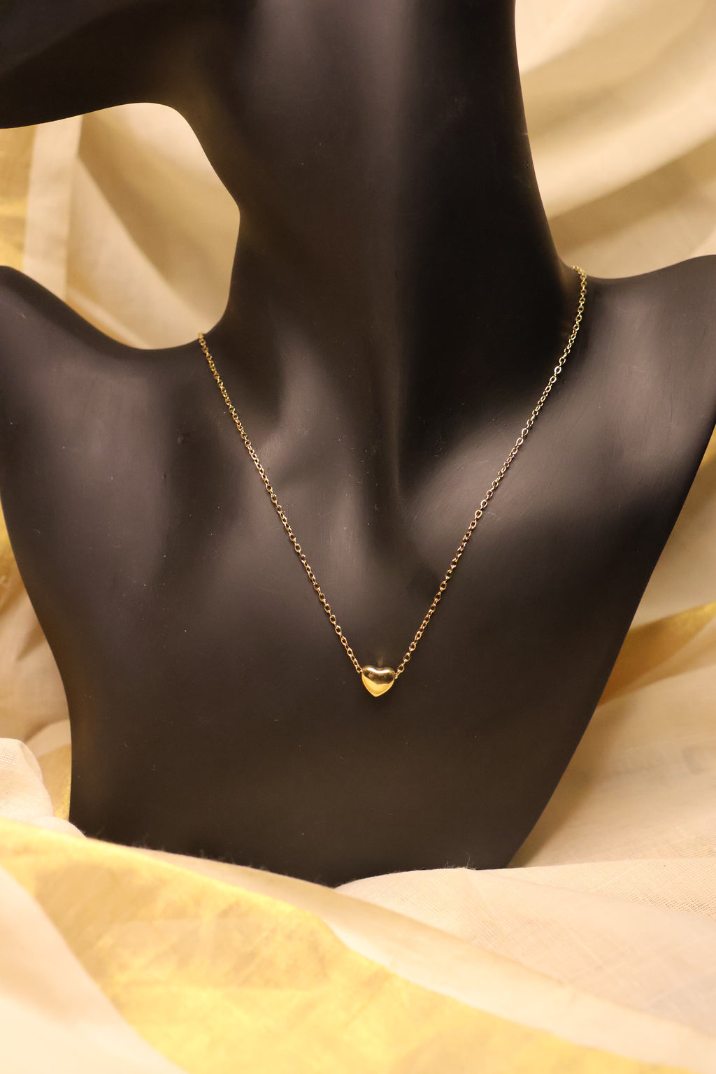 Small heart Pendant Necklace