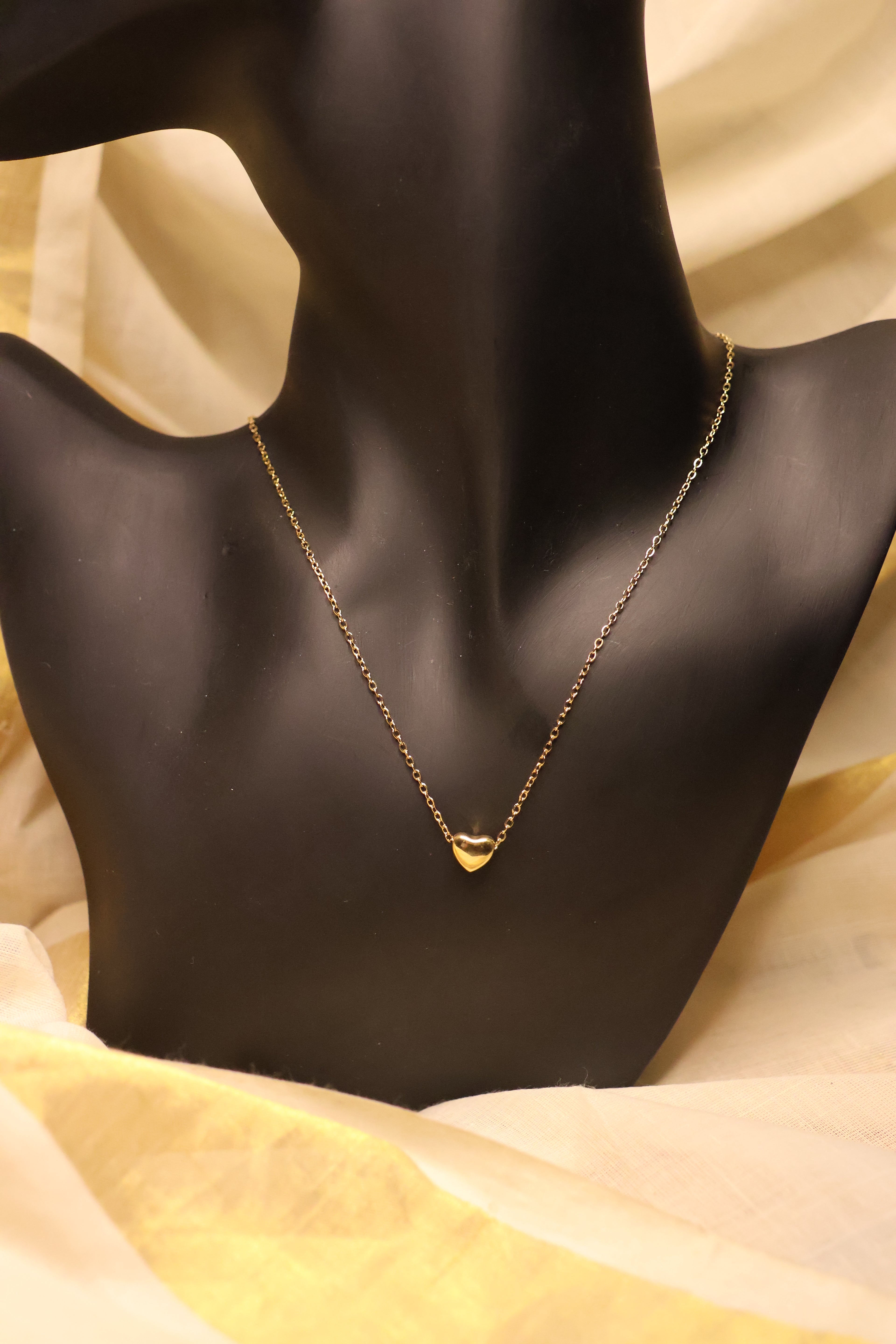 Small heart Pendant Necklace