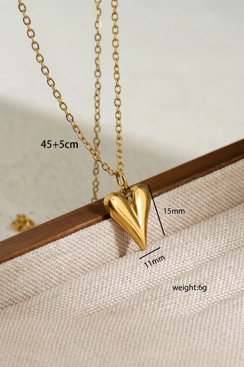 Single Heart Pendant Necklace